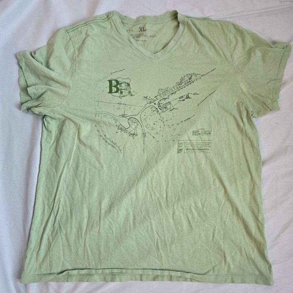 Banana Republic Graphic Tee Mens XL Green V-Neck T-Shirt